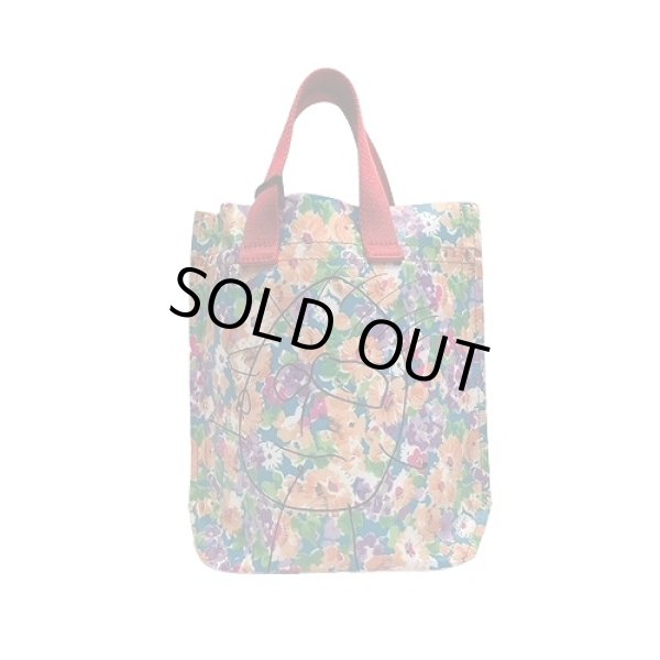 美品プランシーPLAN C TAKE CAREバックプリント ナイロンポンチョ 美品プランシーPLAN C TAKE CAREバックプリント ナイロンポンチョ