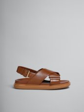 画像1: MARNI マルニ　ブラウン レザー製フスベット (1)