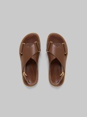 画像5: MARNI マルニ　ブラウン レザー製フスベット (5)