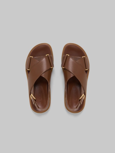 画像5: MARNI マルニ　ブラウン レザー製フスベット (5)