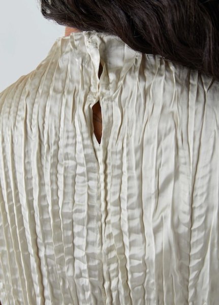 画像4: OSKLEN シワ加工サテンブラウス (4)