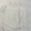 画像4: REMI RELIEF "CAL" Embroidery Pocket TEE (4)