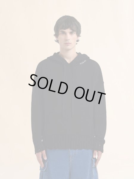 画像2: MARNI ブラック ディシェベルド調コットンフーディー、マルニシンボル刺繍入り (2)