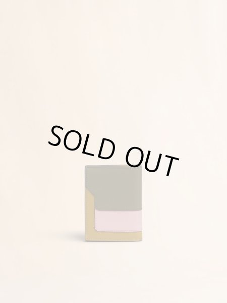 画像2: MARNI ディープグリーン ピンク マスタード サフィアーノレザー製二つ折りウォレット (2)