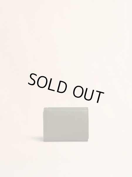 画像2: MARNI ディープグリーン レザー製 三つ折りウォレット、マルニシンボルロゴ入り (2)