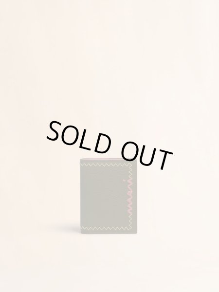 画像1: MARNI ディープグリーン 二つ折りウォレット、マルニシンボル刺繍入り (1)