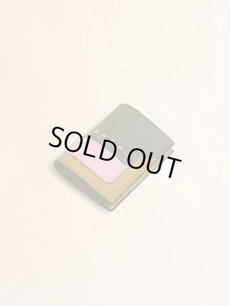 画像3: MARNI ディープグリーン ピンク マスタード サフィアーノレザー製二つ折りウォレット (3)