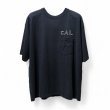 画像1: REMI RELIEF "CAL" Embroidery Pocket TEE (1)