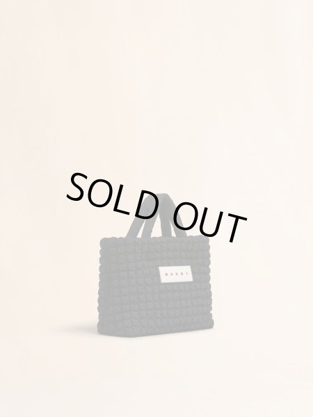 画像4: MARNI マルニ  ブラック Puff スモールトートバッグ (4)