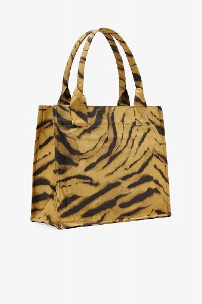 画像2: GANNI ガニー Zebra Print Large Tote (2)