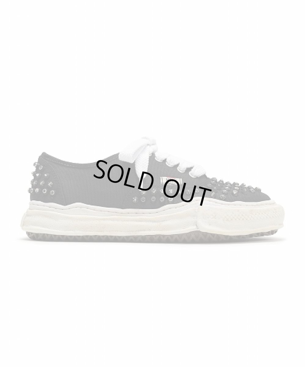 画像1: maison MIHARA YASUHIRO "BAKER" OG Sole Studded Canvas Low-top Sneaker(A15FW733) (1)