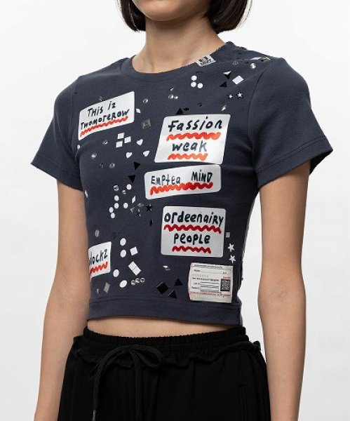 画像6: Maison MIHARA YASUHIRO(WOMEN'S)  Embellished Sticker Mini T-shirt ミニTシャツ (6)