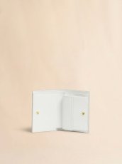 画像4: MARNI マスタードホワイト グリーン サフィアーノレザー製二つ折りウォレット (4)