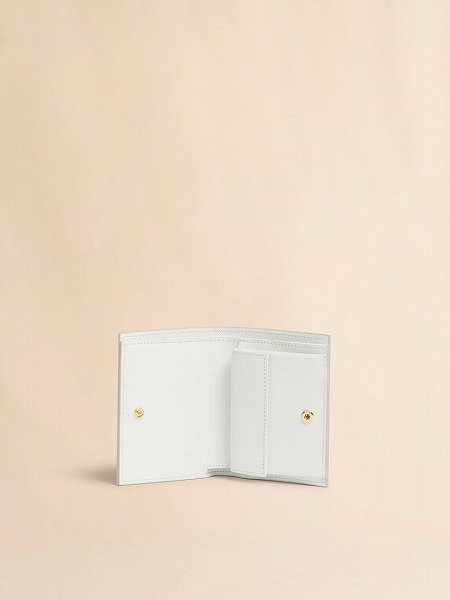 画像4: MARNI マスタードホワイト グリーン サフィアーノレザー製二つ折りウォレット (4)