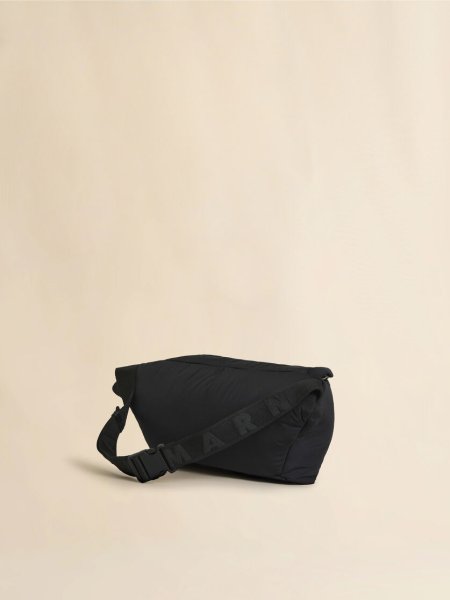 画像3: MARNI ブラックPuff ボディバッグ (3)