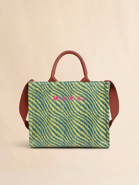 画像1: MARNI グリーン 波模様のラフィアエフェクト スモールトートバッグ (1)