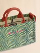 画像4: MARNI グリーン 波模様のラフィアエフェクト スモールトートバッグ (4)