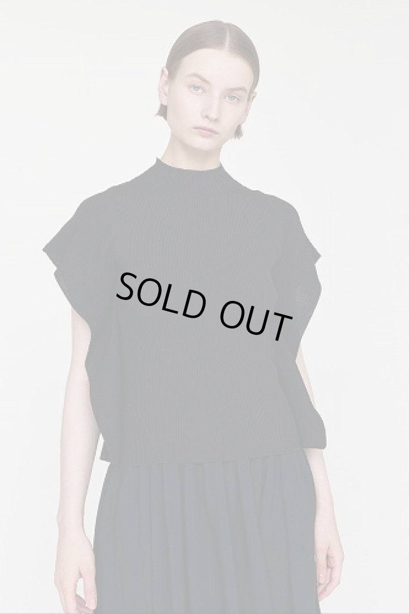 画像2: CFCL PORTRAIT CREASE TOP(NAVY) (2)