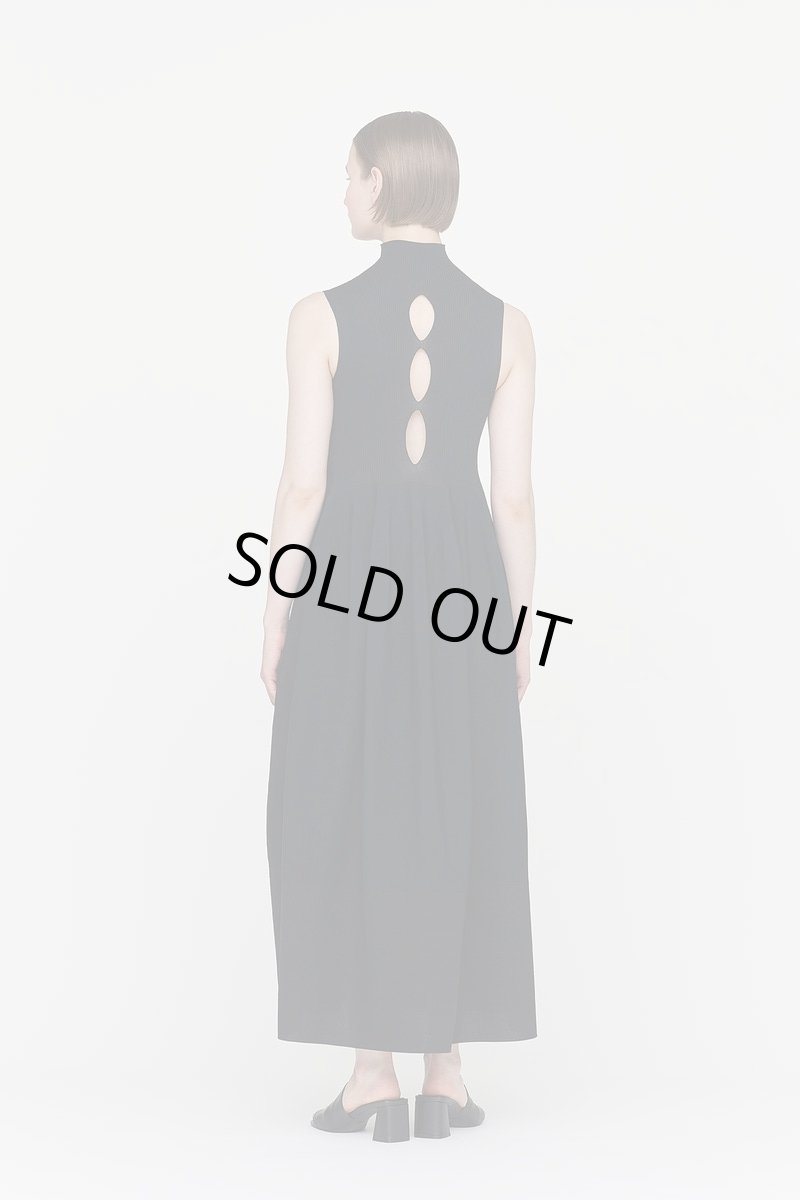 画像5: CFCL RIVULET SLEEVELESS EYELET DRESS(BLACK) (5)