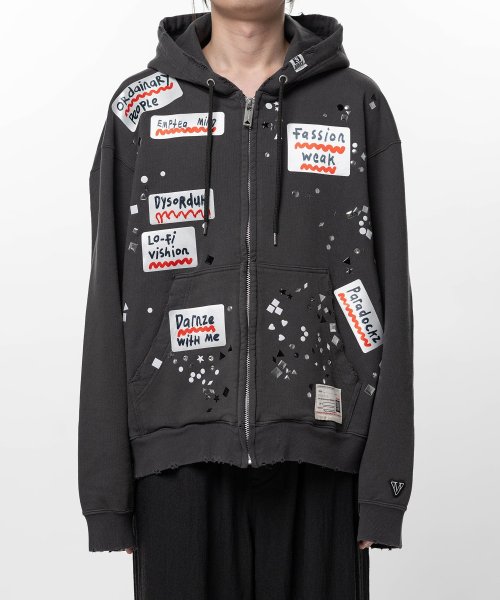 画像1: Maison MIHARA YASUHIRO Embellished Sticker Zip-Up Hoodie (1)