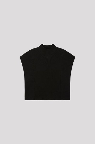 画像1: CFCL PORTRAIT CREASE TOP(BLACK) (1)