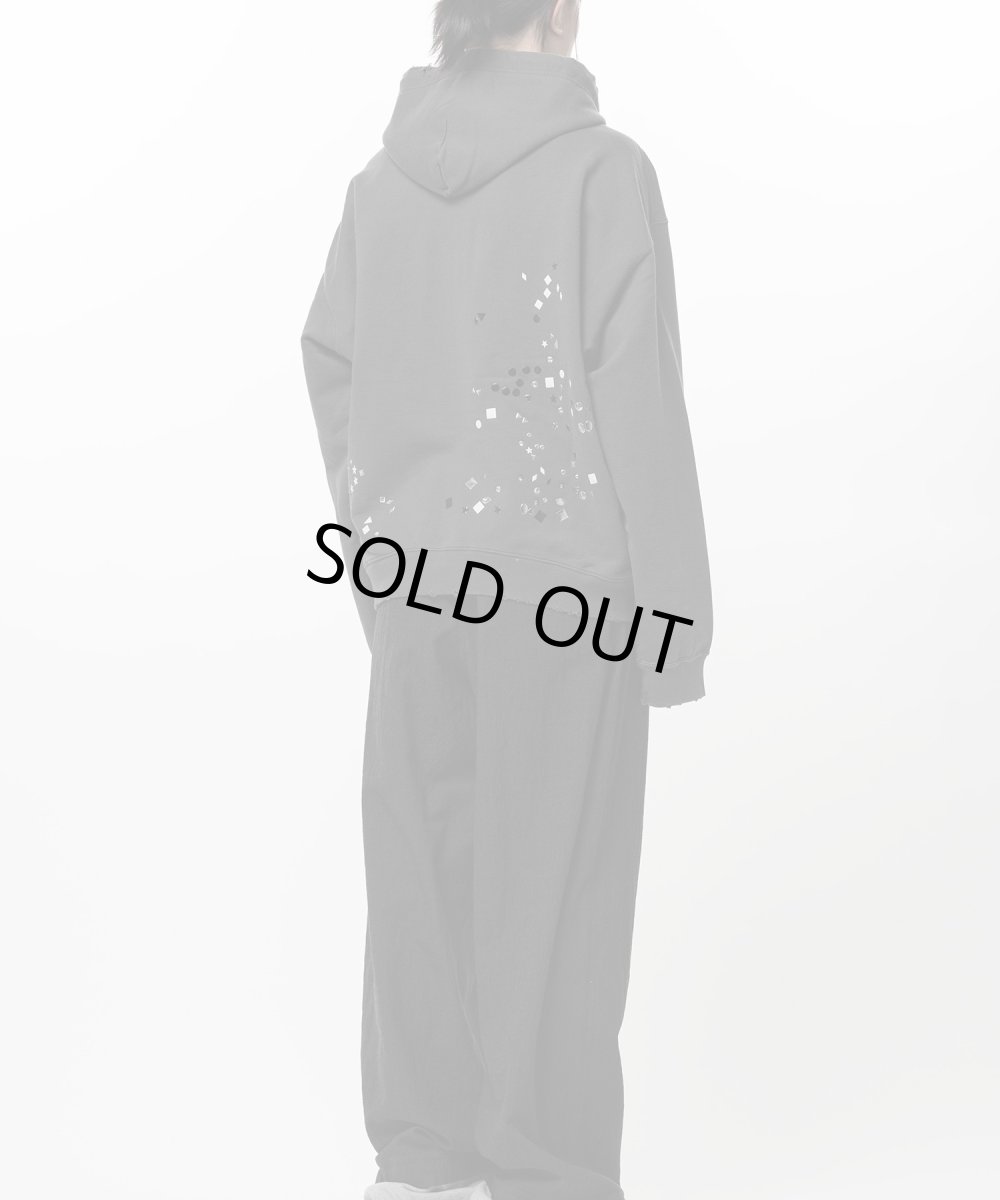 画像6: Maison MIHARA YASUHIRO Embellished Sticker Zip-Up Hoodie (6)