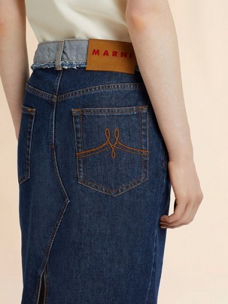 画像4: MARNI ブルー デニム インサイドアウトミディスカート (4)
