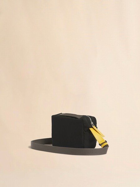 画像3: MARNI  ブラック テクニカルファブリック製カメラバッグ (3)