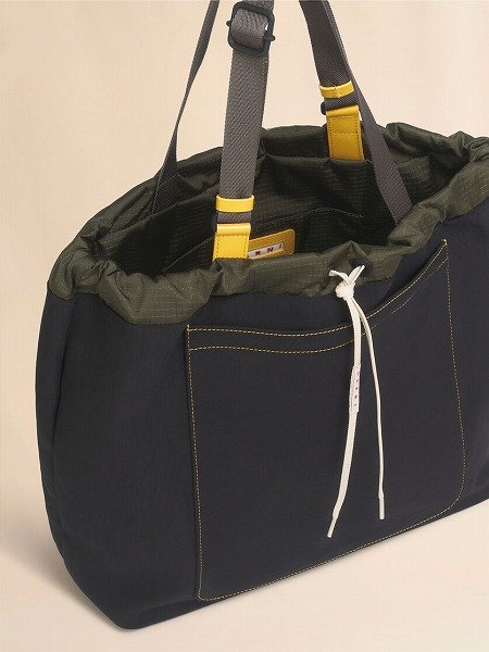 画像4: MARNI  ブラック テクニカルファブリック製トートバッグ (4)
