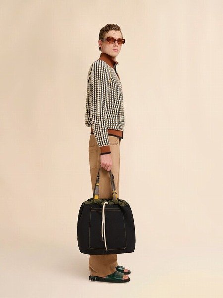 画像6: MARNI  ブラック テクニカルファブリック製トートバッグ (6)