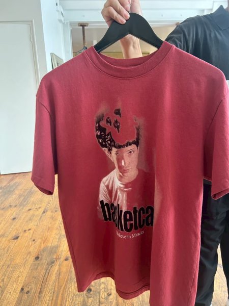 画像1: BASKET CASE GALLERY  T-shirt (1)