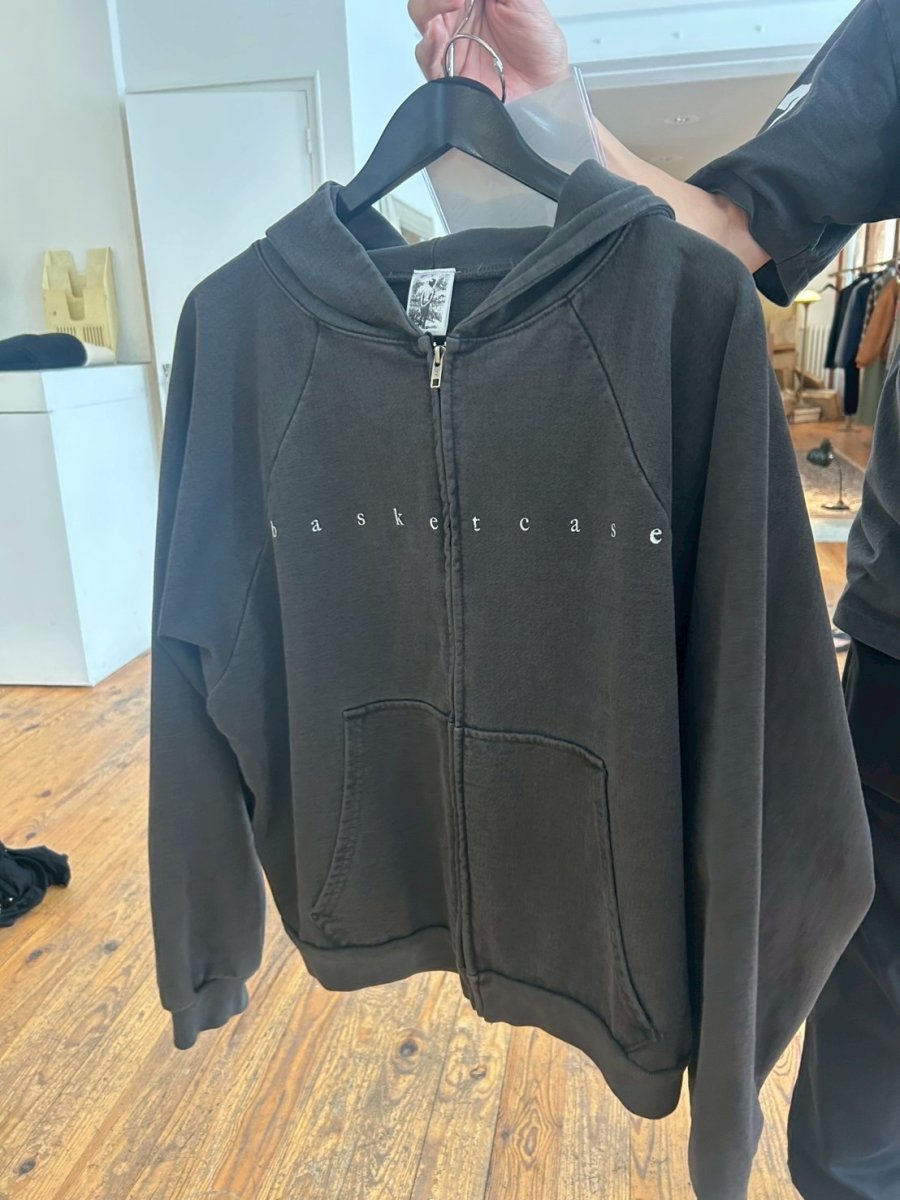 画像1: BASKETCASE GALLERY  Zipup Hoodie  (1)