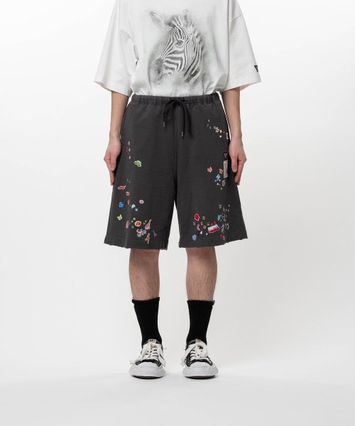 画像3: Maison MIHARA YASUHIRO Kids Sticker Printed Sweat Shorts (3)