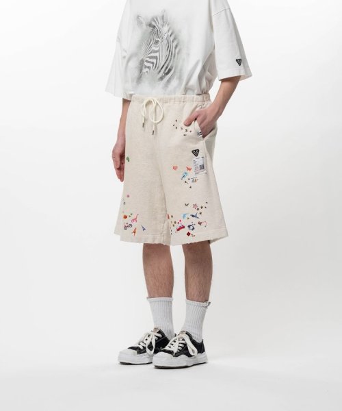 画像4: Maison MIHARA YASUHIRO Kids Sticker Printed Sweat Shorts (4)
