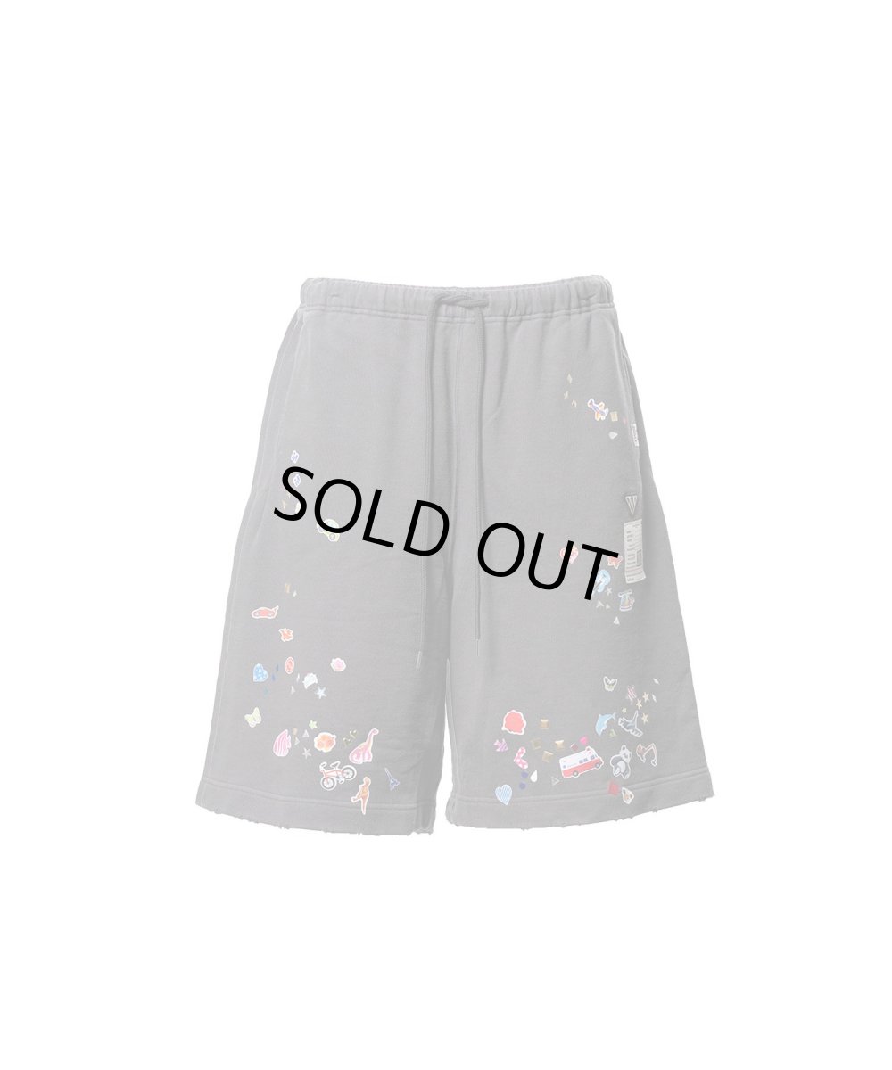 画像1: Maison MIHARA YASUHIRO Kids Sticker Printed Sweat Shorts (1)