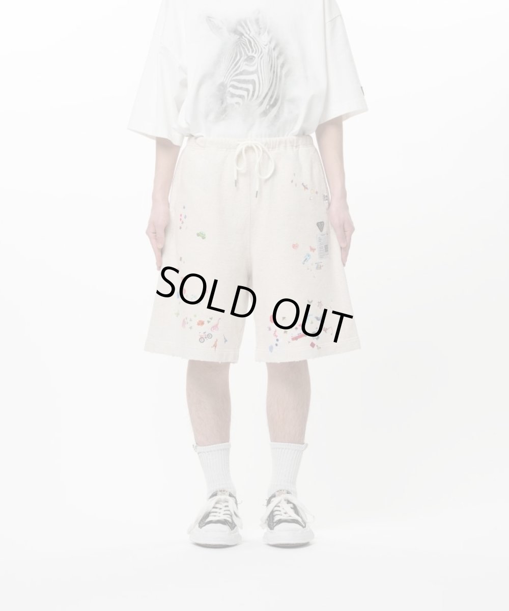 画像3: Maison MIHARA YASUHIRO Kids Sticker Printed Sweat Shorts (3)
