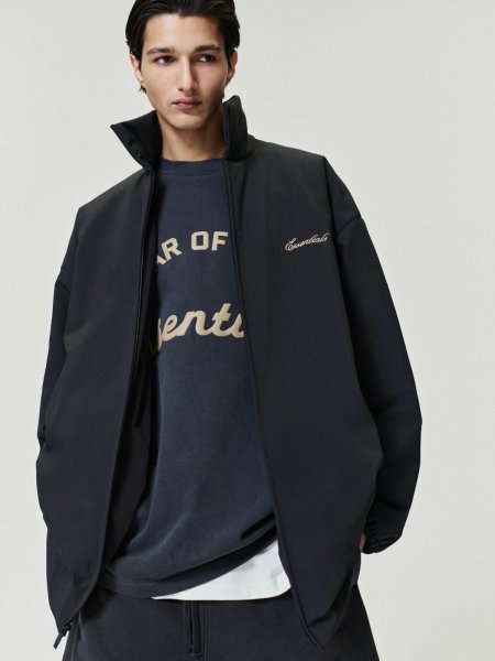 画像4: ESSENTIALS FEAR OF GOD　Signature Filled Barn Jacket (4)