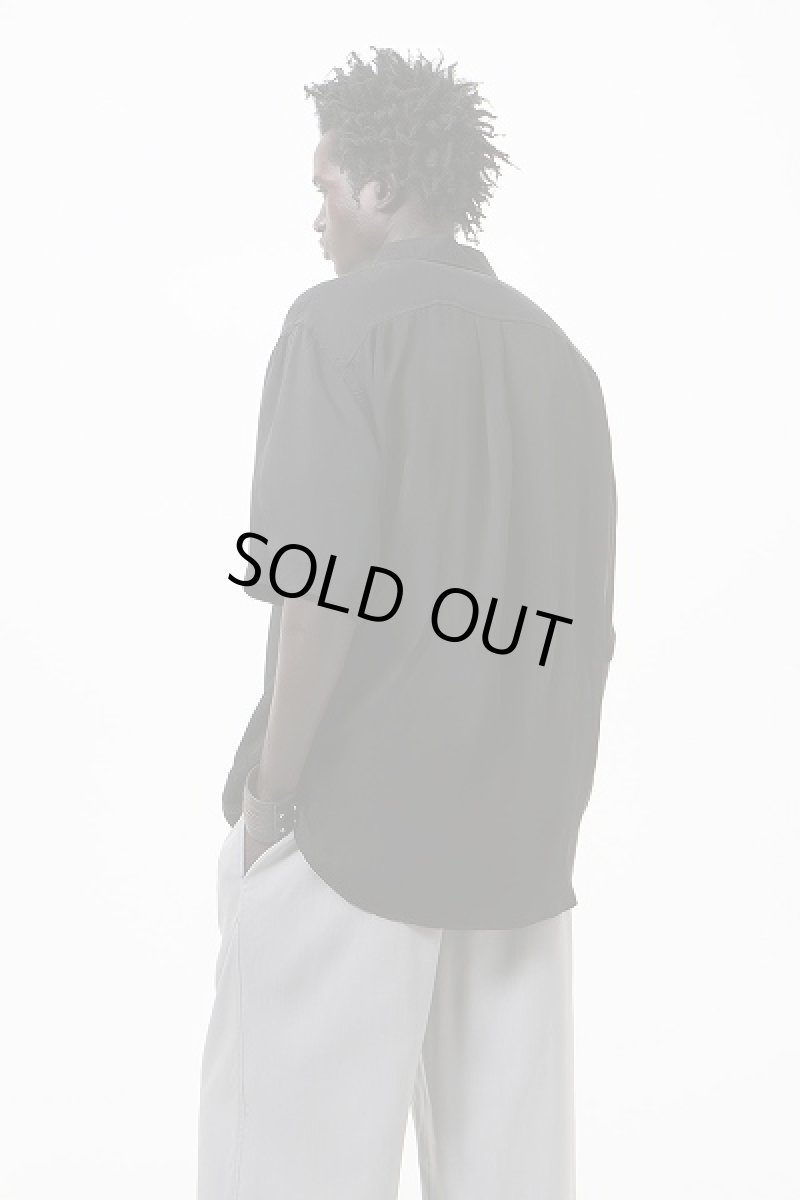 画像2: OUR LEGACY BEYOND SHIRT SHORTSLEEVE (2)