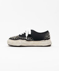 画像2: maison MIHARA YASUHIRO "BAKER" OG Sole Studded Canvas Low-top Sneaker(A15FW733) (2)
