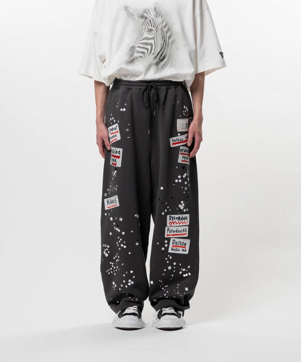 画像3: Maison MIHARA YASUHIRO Embellished Sticker Sweat Pants (3)