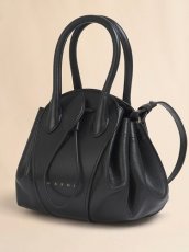 画像5: MARNI ブラック Tulipea レザー製スモールハンドバッグ (5)