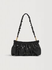 画像1: MARNI ブラック レザー ギャザー クラッチ (1)