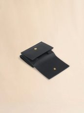 画像5: MARNI ブラック レザー製三つ折りウォレット、マルニメンディング入り (5)