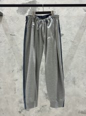 画像1: BLESS 3099 Overjoggingjeans (1)