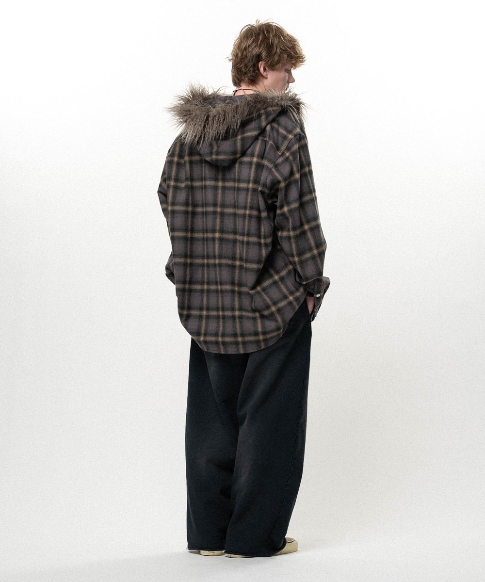 画像8: KAMIYA Fur-Trimmed Hooded Check Shirt (8)
