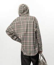 画像6: KAMIYA Fur-Trimmed Hooded Check Shirt (6)