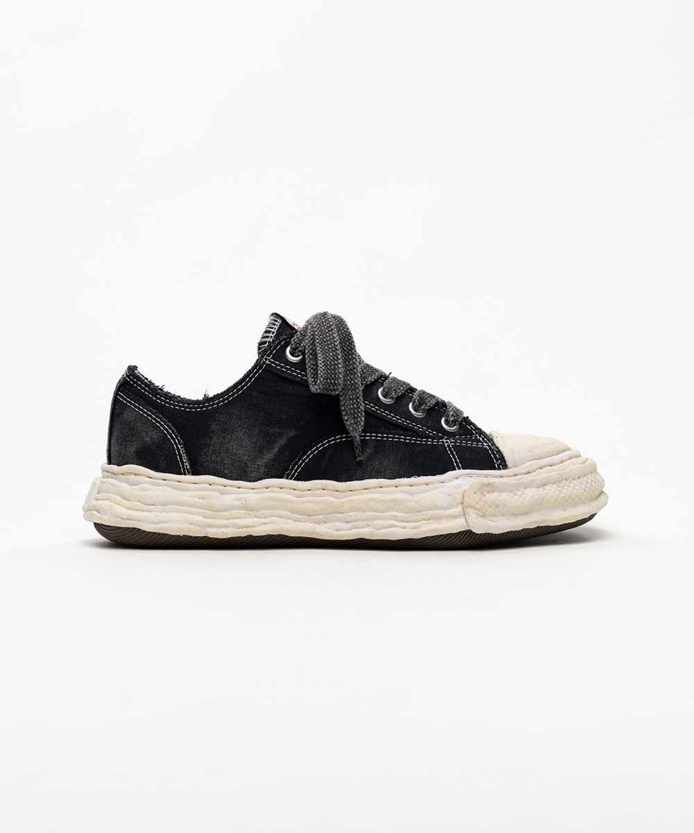 画像1: "PETERSON23" OG Sole Bleached Canvas Low-top Sneakers (1)