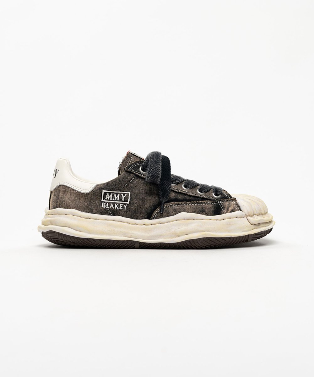 画像1: "BLAKEY" OG Sole Bleached Canvas Low-top Sneakers (1)