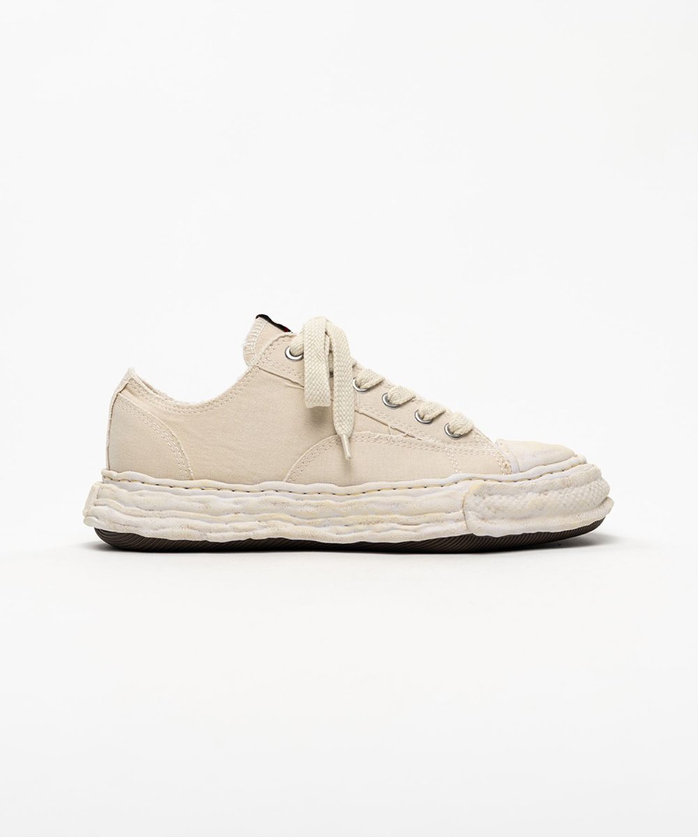 画像1: "PETERSON23" OG Sole Bleached Canvas Low-top Sneakers (1)