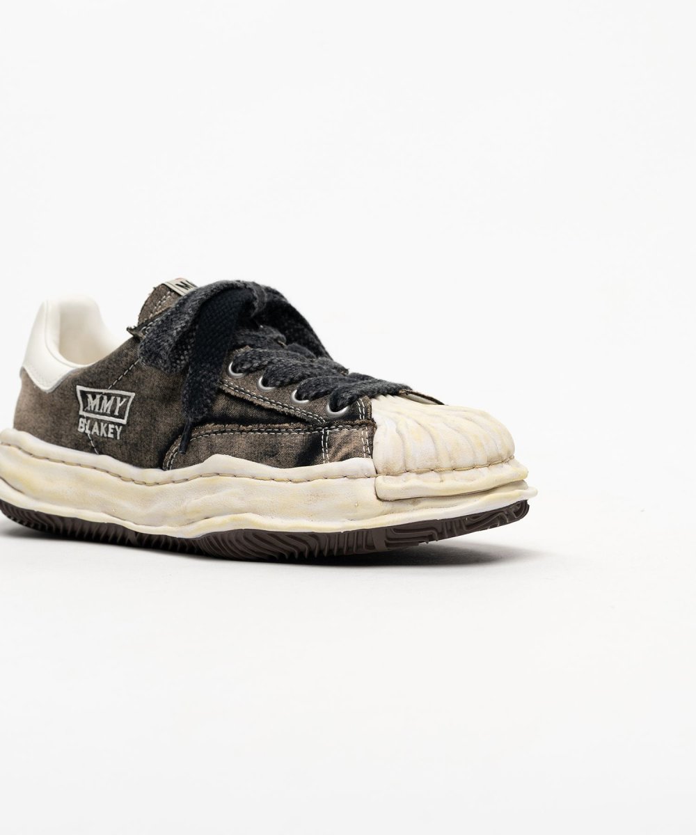 画像3: "BLAKEY" OG Sole Bleached Canvas Low-top Sneakers (3)